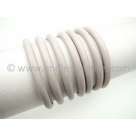 Round leather cord, high quality Ø7,0mm - natural, 7,00 €