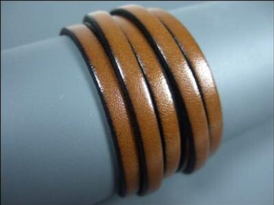 Flat leather lace Ø10,0 x 2,0mm - light brown (black edge)